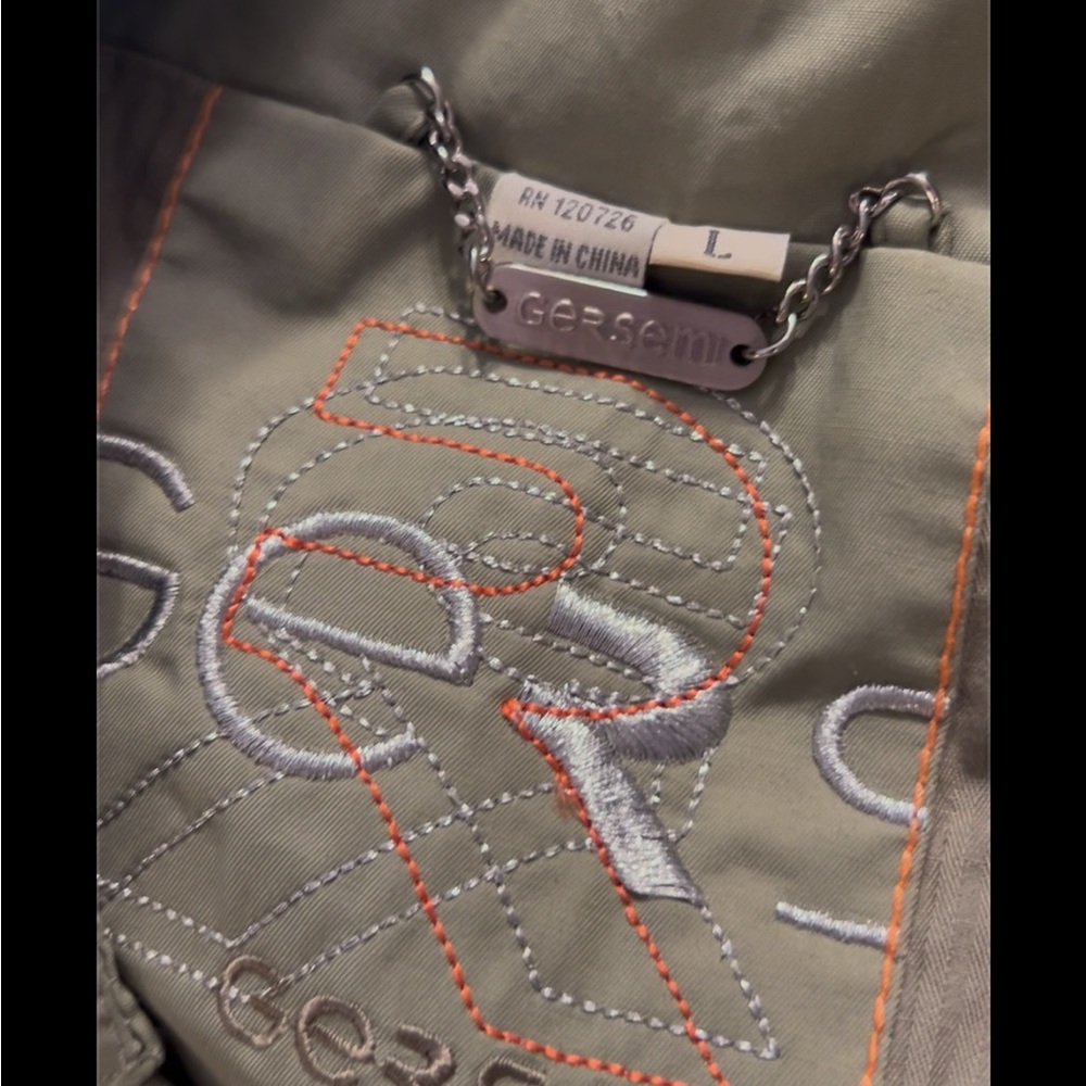 Vest - Picture 2 of 2